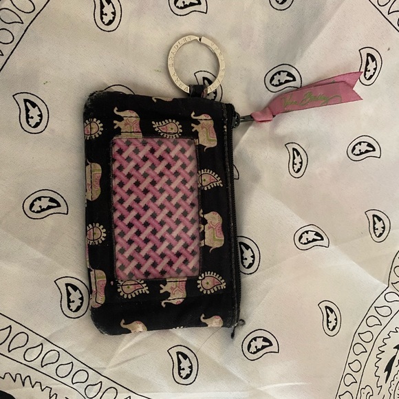 Vera Bradley key chain wallet great for Credit,debit cards and money. - Picture 1 of 12